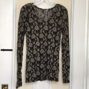 BKE Flower lace blouse